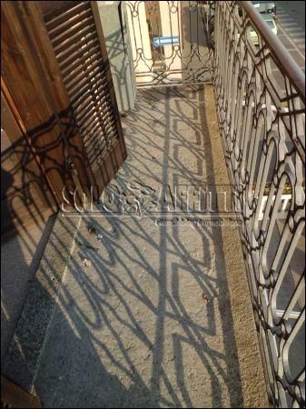Appartamento con balcone e posto auto