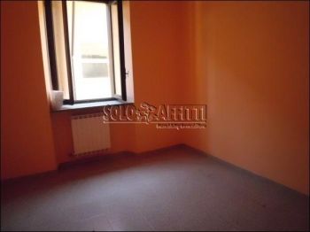 Appartamento con balcone e posto auto