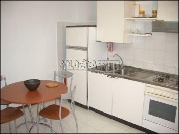 Appartamento arredato con posto auto