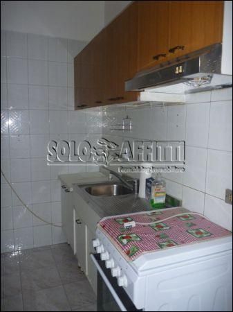 Monolocale arredato con balcone Ospedale