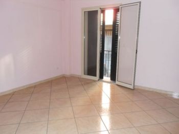 Appartamento con balcone e posto auto - Altre fotografie