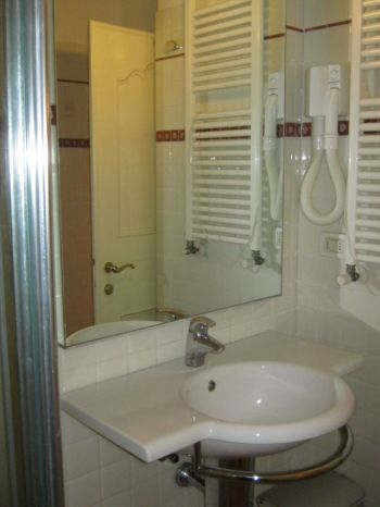 Appartamento arredato con terrazzo Costa saragozza - Altre fotografie