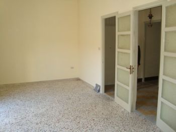 Appartamento con balcone Via ragusa