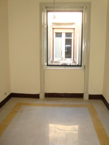 Appartamento con balcone Via ragusa