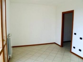 Bilocale con garage e giardino Montichiari - Altre fotografie