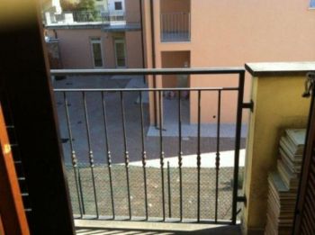 Bilocale arredato con balcone Arezzo - Altre fotografie