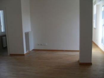 Bilocale con terrazzo P.ta genova, romolo, solari - Altre fotografie
