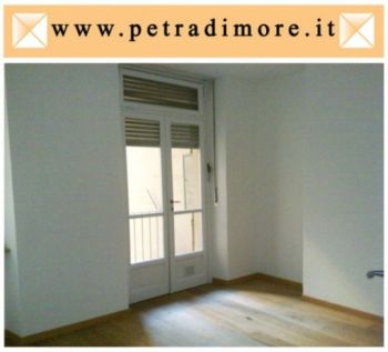 Casa con balcone e terrazzo Centro - Altre fotografie