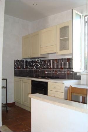 Monolocale Barattoli