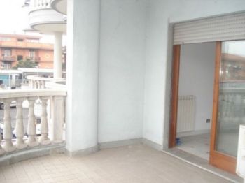 Bilocale con terrazzo e garage Borghesiana, finocchio, tor bella monaca, torre angela - Altre fotografie