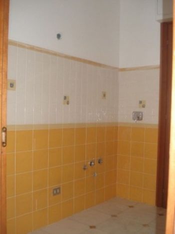 Bilocale con terrazzo e garage Borghesiana, finocchio, tor bella monaca, torre angela - Altre fotografie