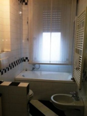 Trilocale arredato con balcone Bonola, molino dorino, lampugnano - Altre fotografie