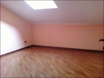 Appartamento con terrazzo e garage Solaro