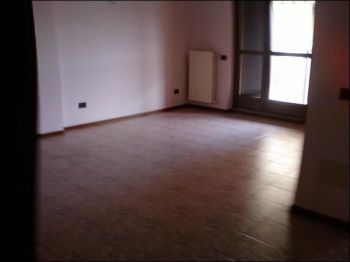 Appartamento con terrazzo e garage Solaro