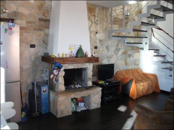 Appartamento con terrazzo e posto auto