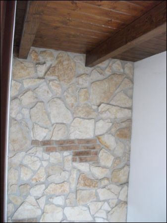 Appartamento con terrazzo e posto auto