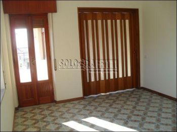 Casa con balcone Nuova luce