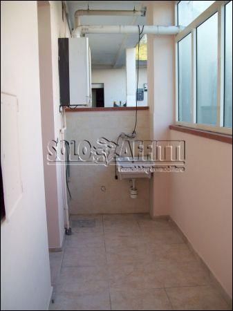 Monolocale con posto auto e balcone
