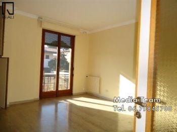 Appartamento con terrazzo e posto auto - Altre fotografie