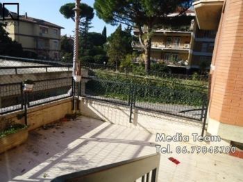 Appartamento con terrazzo e posto auto - Altre fotografie