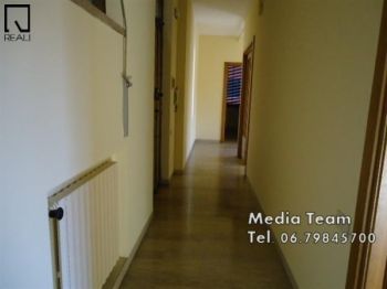 Appartamento con terrazzo e posto auto - Altre fotografie