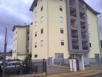 Casa con balcone Montalto Uffugo