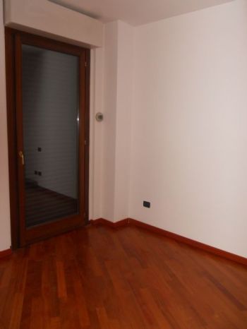 Trilocale con terrazzo e garage Lotto, novara, s. siro, rembrandt - Altre fotografie