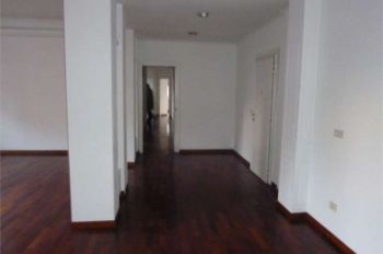 Appartamento con garage e balcone Roma