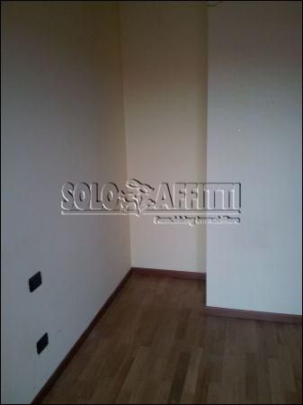 Trilocale con balcone e garage Zona corte grande