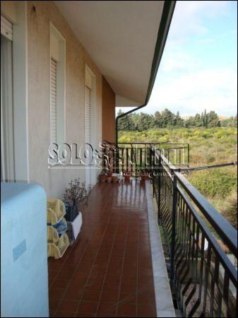 Casa con balcone Mascalucia