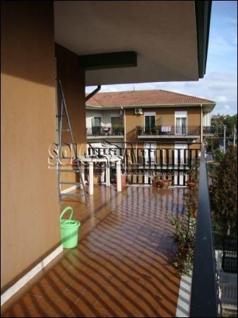 Casa con balcone Mascalucia