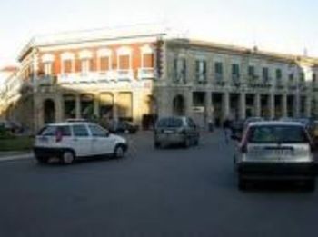 Trilocale arredato Crotone - Altre fotografie