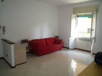 Appartamento con balcone Lat. viale dante - Altre fotografie