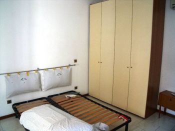 Appartamento con balcone Lat. viale dante - Altre fotografie