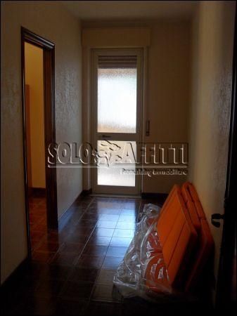 Trilocale arredato con posto auto Galatea