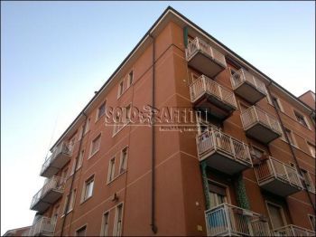 Bilocale arredato con balcone F.s.