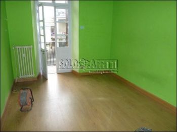 Appartamento con terrazzo e balcone