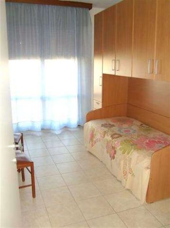 Trilocale arredato con aria condizionata