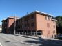 Casa con garage Barzan�