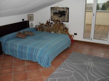 Casa arredata con balcone Zona fiera nuova - Altre fotografie