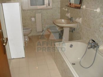Casa arredata con balcone Zona vecchia fiera - Altre fotografie