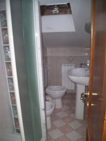 Casa arredata con balcone Levane - Altre fotografie