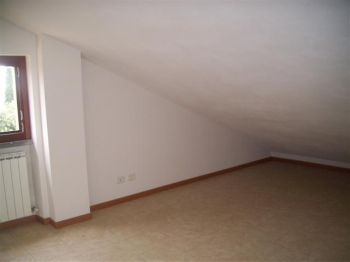 Casa con terrazzo e giardino Periferia - Altre fotografie