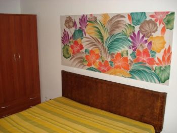 Bilocale con balcone Stabile