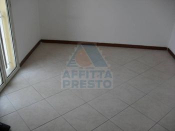 Appartamento con balcone Villaggio primo maggio - Altre fotografie