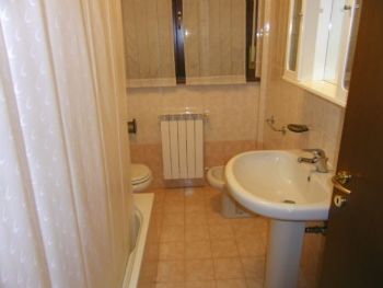 Appartamento arredato con terrazzo Greco , monza , palmanova, bicocca