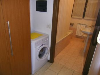 Appartamento arredato con terrazzo Greco , monza , palmanova, bicocca