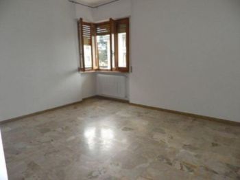 Casa con terrazzo e garage Arezzo - Altre fotografie
