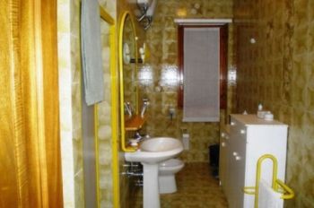 Trilocale arredato con balcone Torrino, mostacciano - Altre fotografie