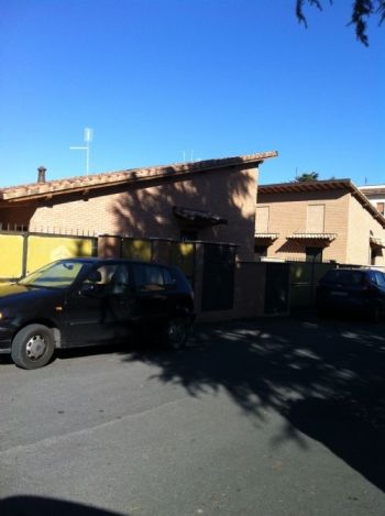 Villa a schiera con posto auto e giardino - Altre fotografie